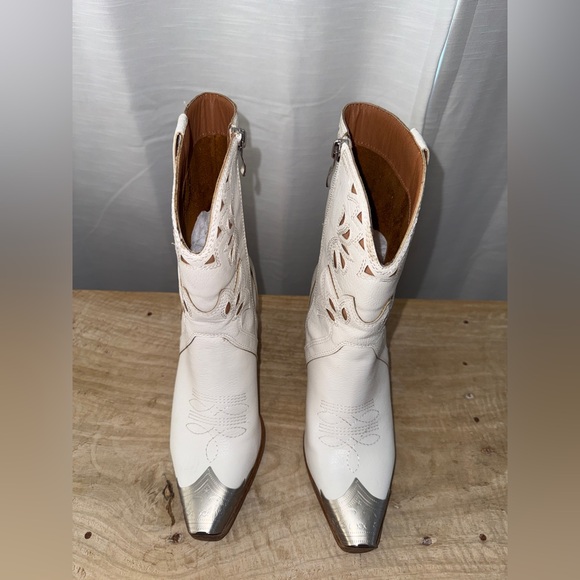 BEAST FASHION White Western Cowboy Boots Metal Toe Cap Festival | Size 5.5 - Picture 11 of 17